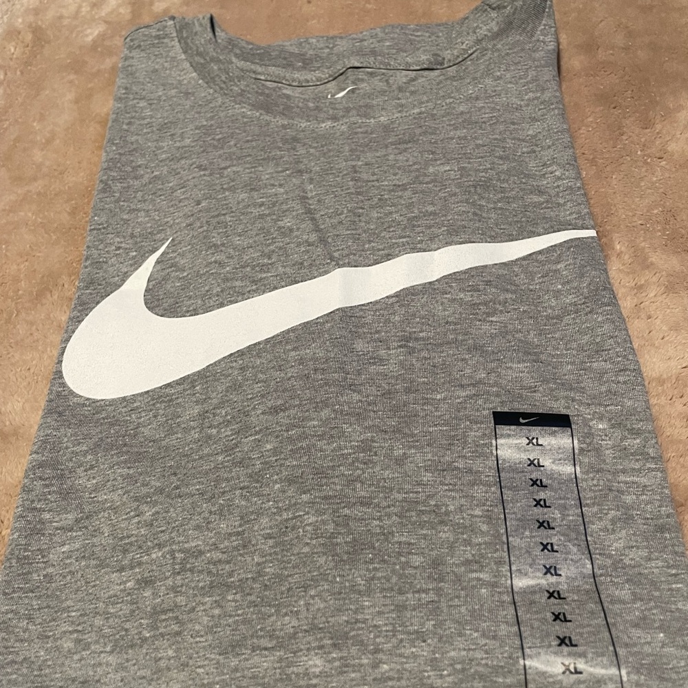 Nike Gray T-Shirt